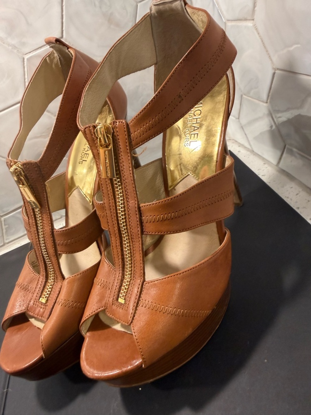 Michael Kors Berkley Platform Sandals Tan Leather Sz 10 Zipper Stiletto Heels - Picture 8 of 16